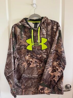 Under Armour Realtree Camouflage Hoodie with Neon Yellow Logo